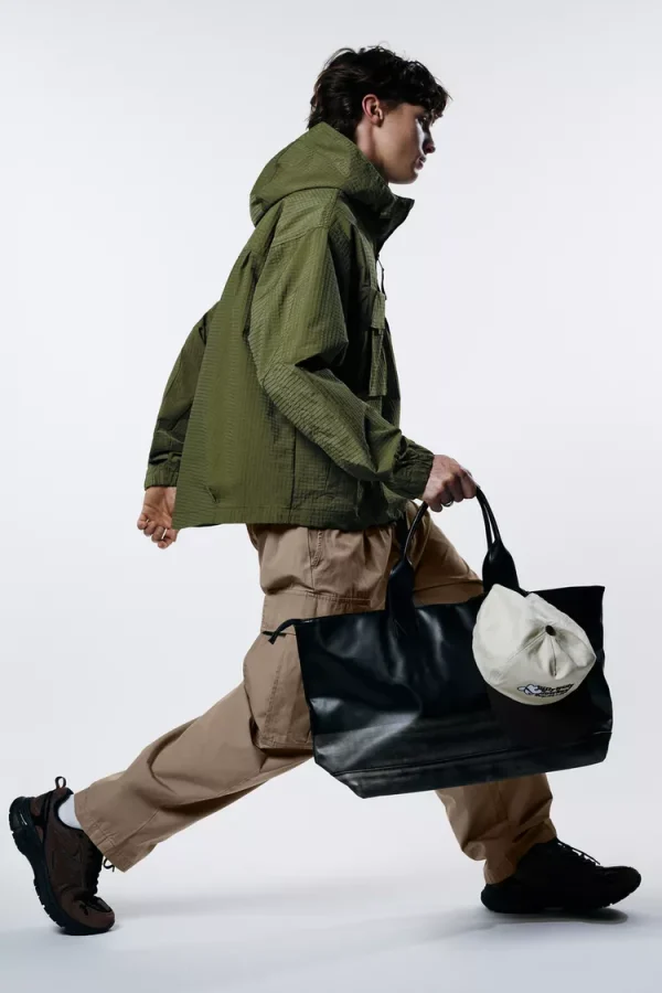 Balloon Fit Cargo Joggers For Men Beige Color - Image 2